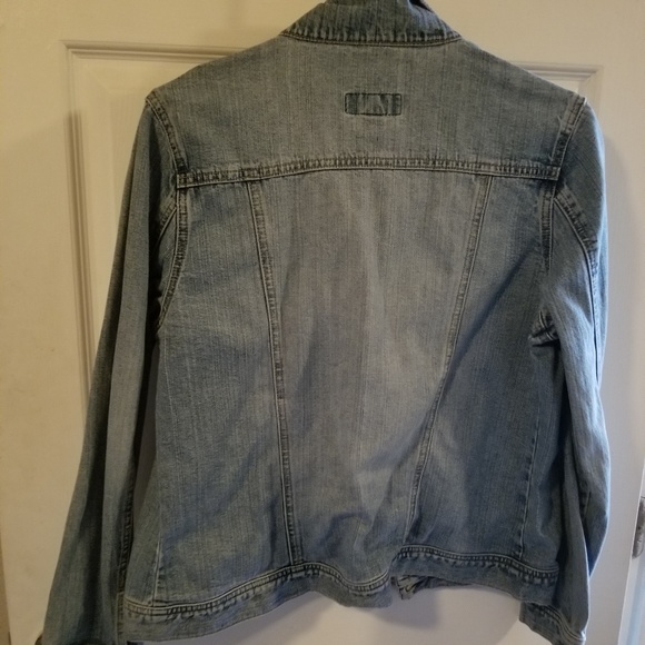 Old Navy Jean Jacket - Picture 3 of 3